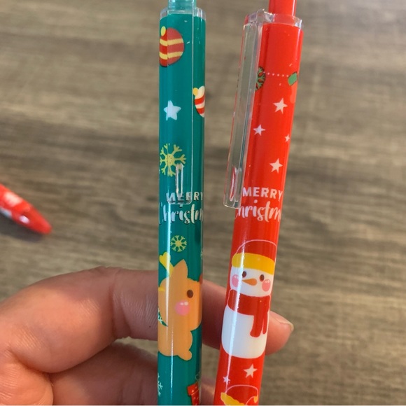 ๐๐ 2 Christmas Black Ink Pens - Picture 5 of 6